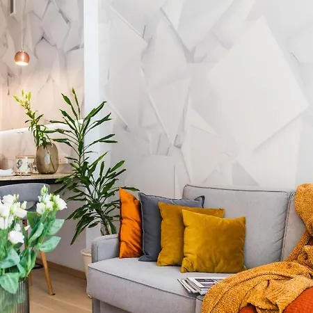 Ivory - Loftaffair Apartment *