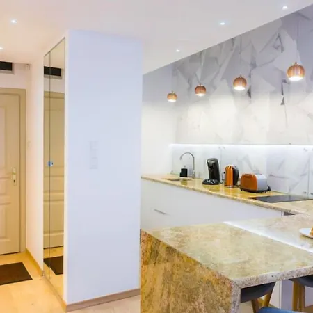 Ivory - Loftaffair Apartment